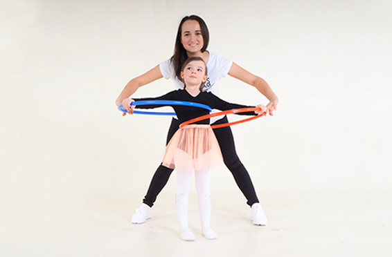 Акробатика в студии детского танца CONTRAST